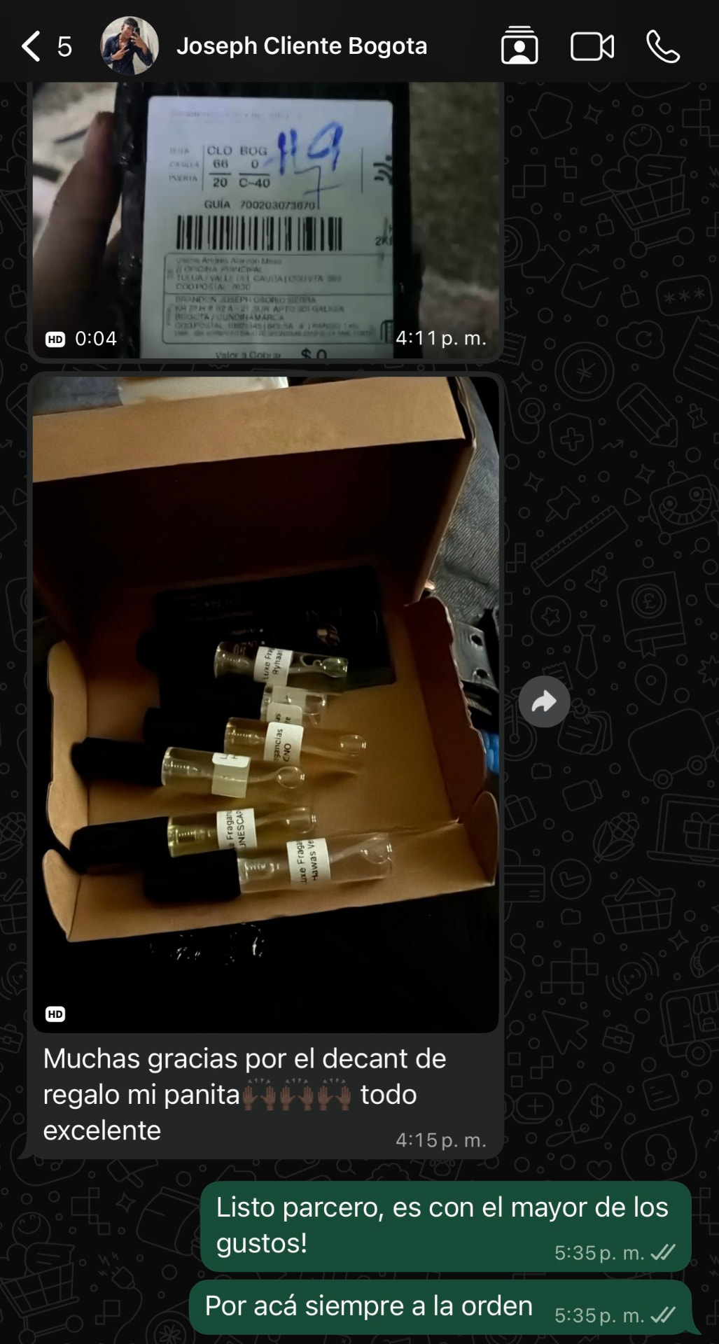 Cliente de Bogotá agradece su pedido de decants y el obsequio recibido